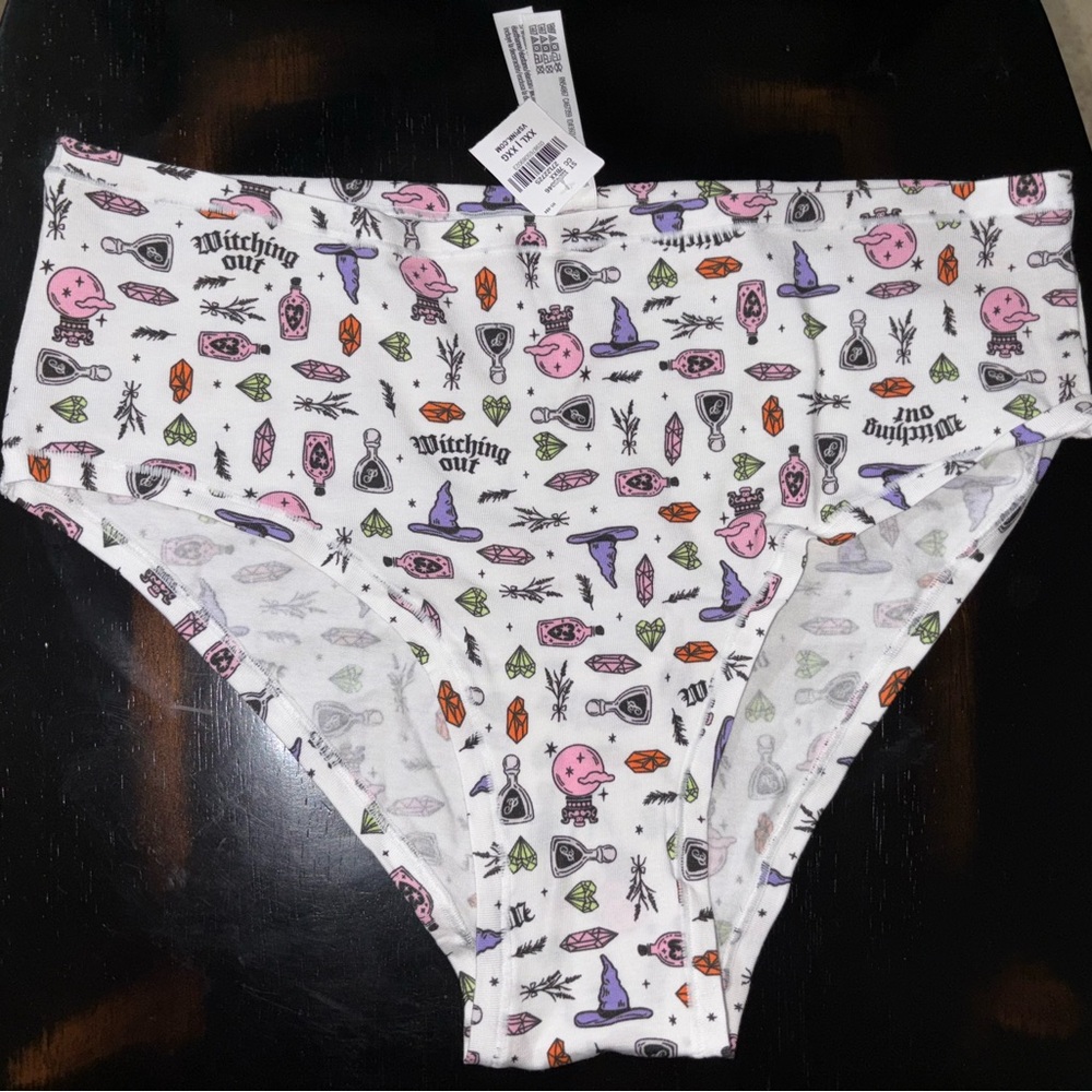 Victoria secret pink spooky witchy no show panties xxl